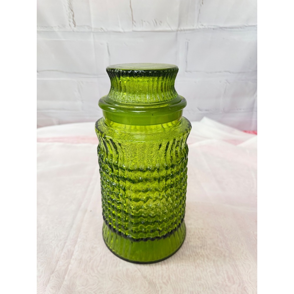 LE Smith Green Glass Canister 11 Inch Vintage Mid Century Hobnail Ribbed Jar Lid